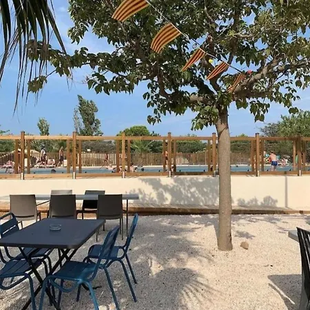Les Mobil Homes De Naka, 6 Places, Tv, Clim, Entrée Offerte Pour Un Adulte Pour La Réserve Africaine De Sigean
