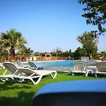 Les Mobil Homes De Naka, 6 Places, Tv, Clim (adults Only) Camping *