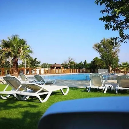 Les Mobil Homes De Naka, Entree Gratuite Adulte Pour La Reserve Africaine De Sigean Campsite *
