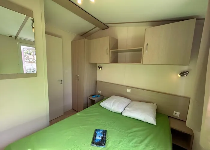 Les Mobil Homes De Naka, 6 Places, Tv, Clim (adults Only) * بورت-لا-نوفيل